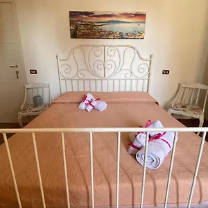 Bed & Breakfast Napul'e, Naples